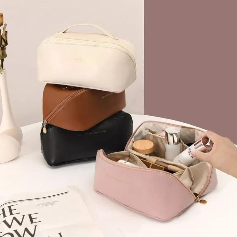 Large Capacity Leather Travel Cosmetic Bag – Makeup Organizer